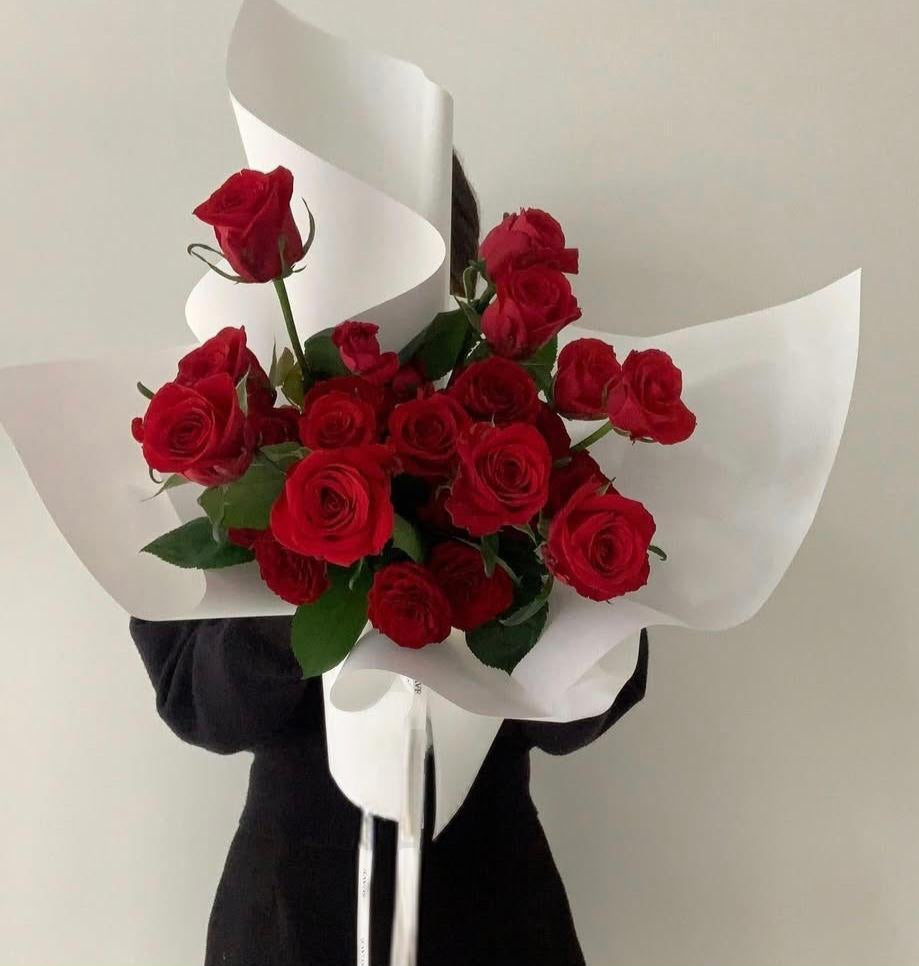 Signature 1 Dozen Bouquet