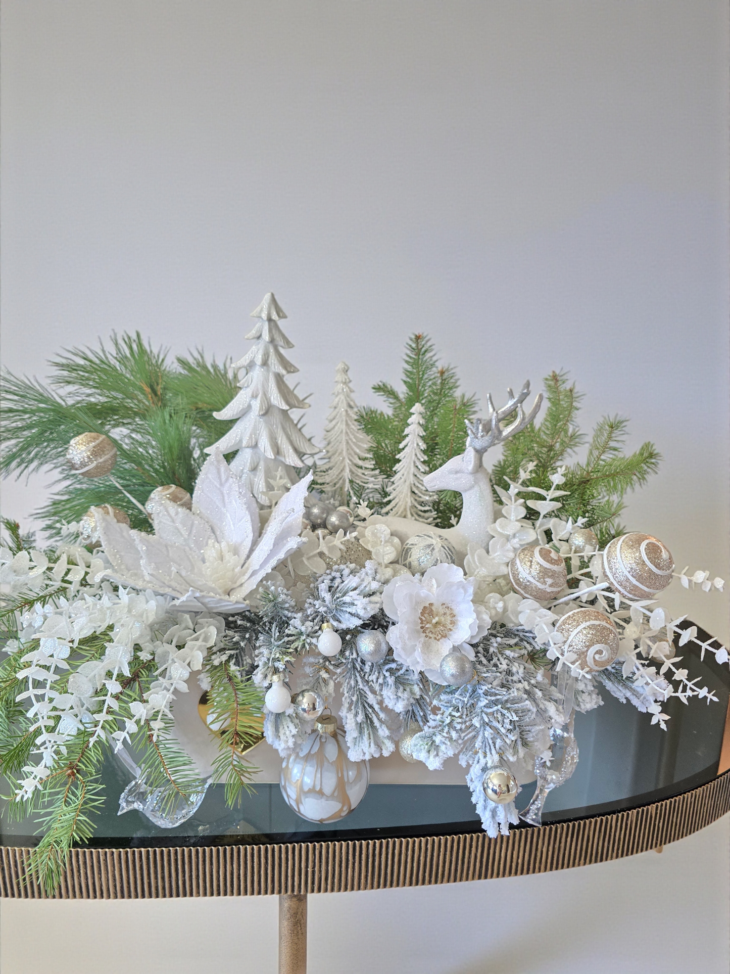 White Wonderland Arrangement