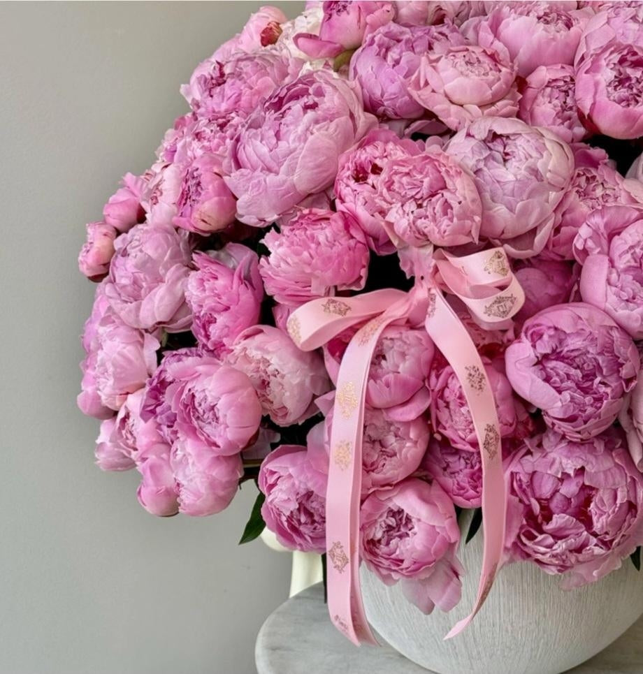 100 Stem Grandeur Peonies