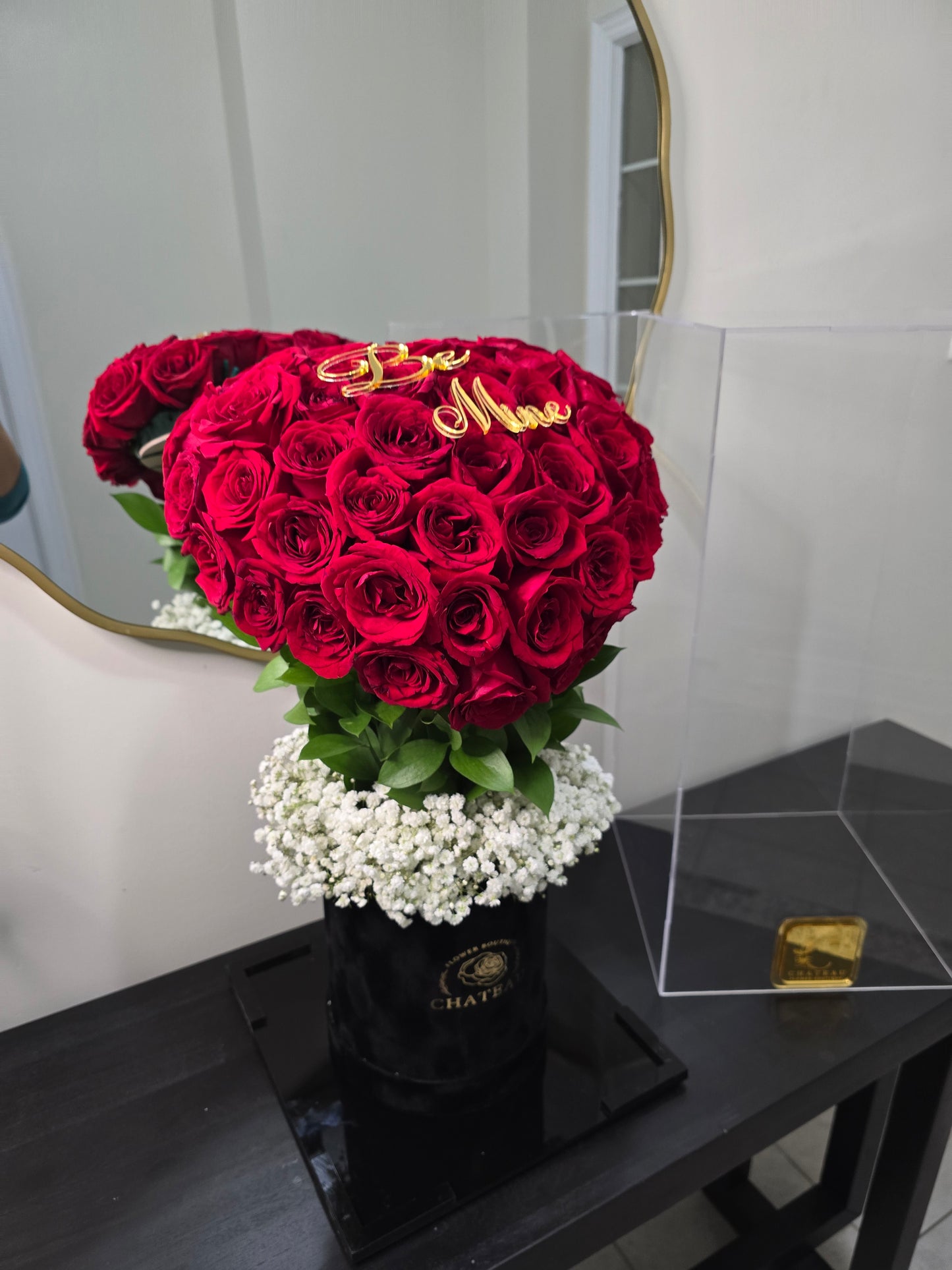 Chateau Floating Heart Acrylic Box