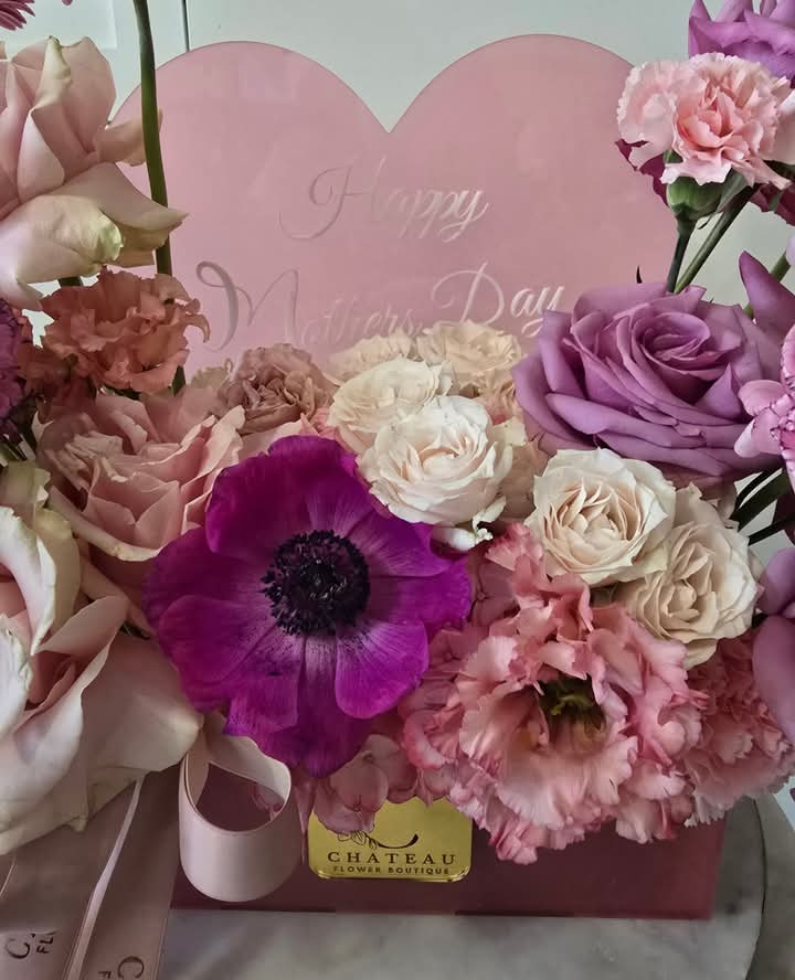 Pink Frosted Heart Box