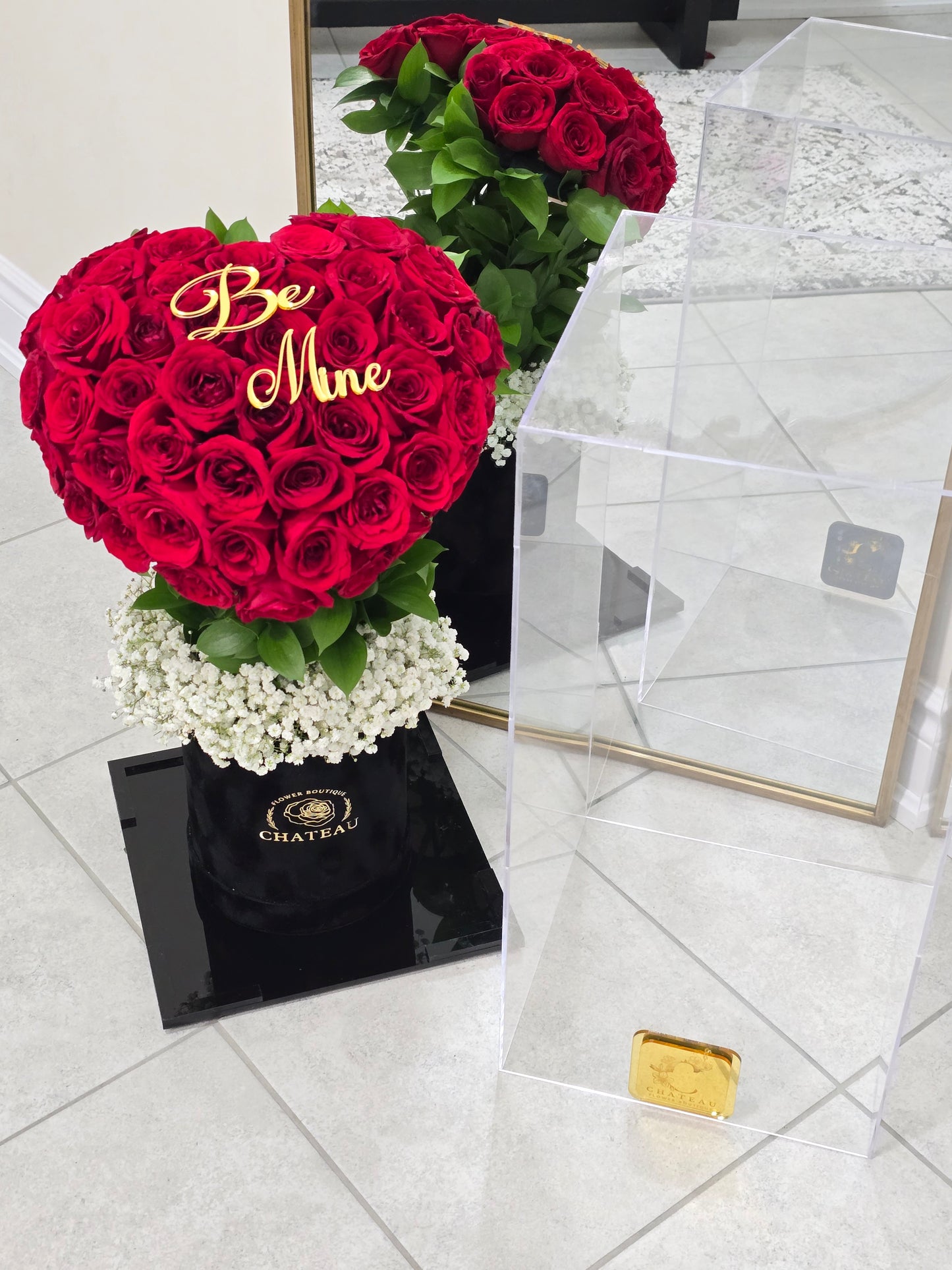 Chateau Floating Heart Acrylic Box