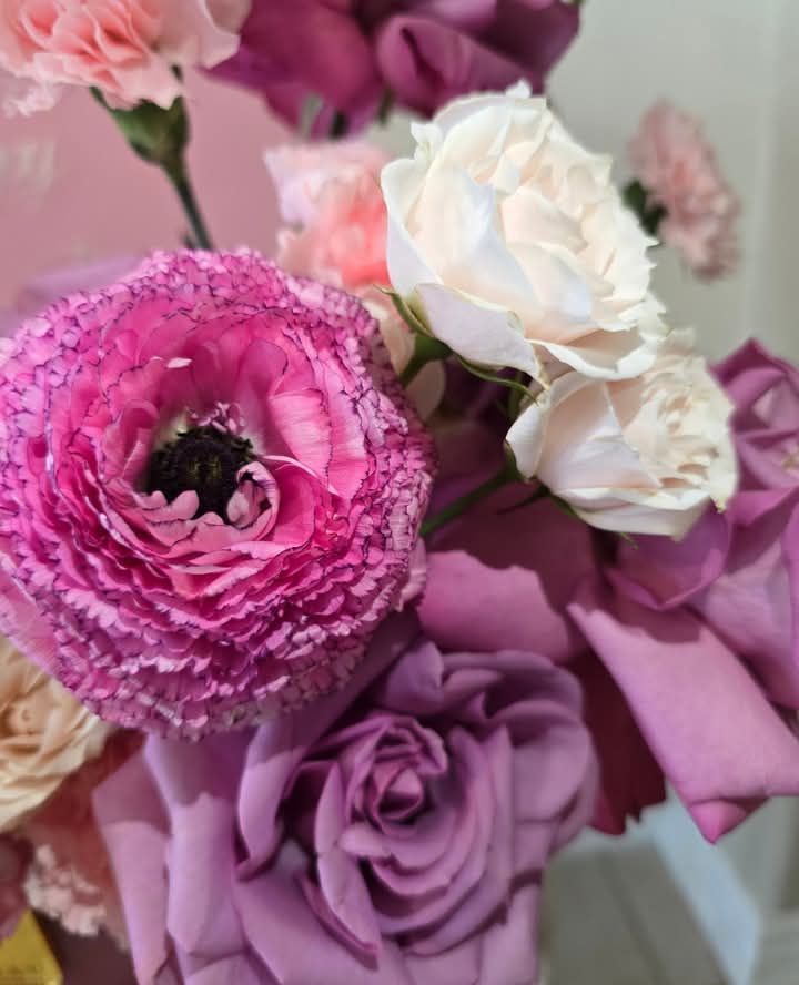 Pink Frosted Heart Box