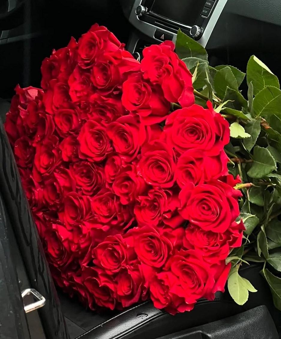 Long Stems Rose Bouquet